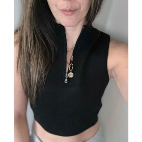 Wild Fable Black Soft Knit Cropped Mock Neck With Zipper Size Large - Picture 1 of 3
